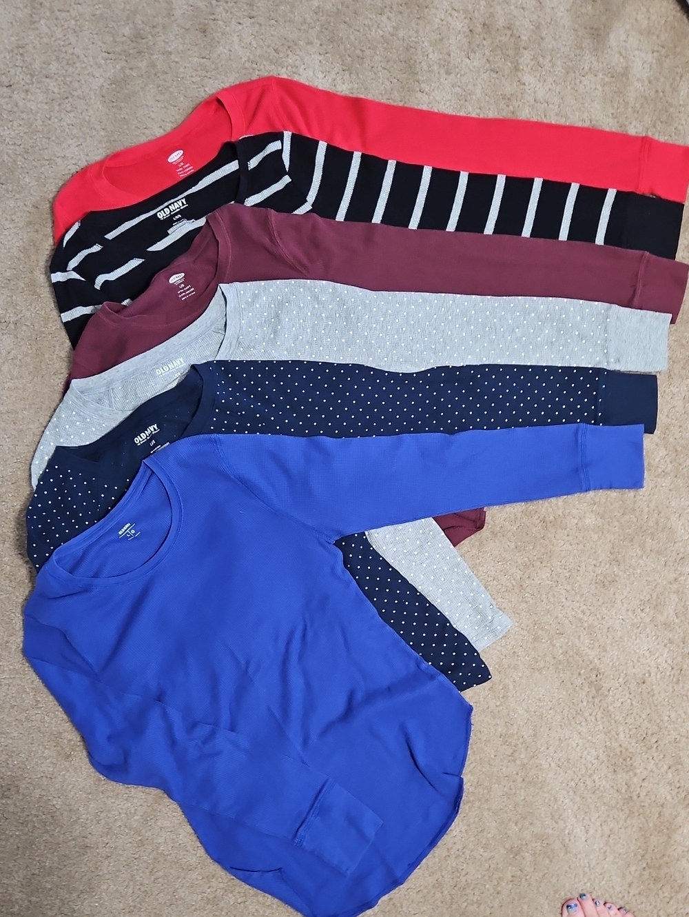 Old Navy Waffle Long Sleeve. Set Of 6.